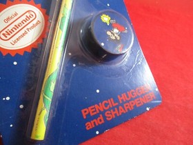Super Mario Bros. Nintendo NES Applause Pencil Hugger & Sharpener Combo Set NEW!