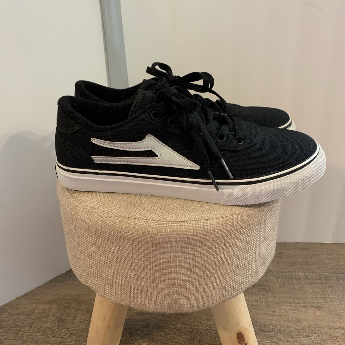 Lakai Manchester Select Men's Black Skateboarding Shoes Size Lakai Manchester Select Men's Black Skateboarding Shoes Size