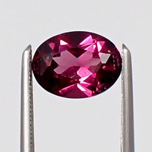 1.53 carats Oval 8x6mm Pinkish-Red Natural Rhodolite Garnet Loose Gemstone - Picture 19 of 24