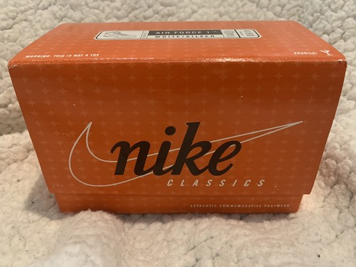 Nike Classics Air Force 1 Biały/Srebrny 1983 Pamiątkowy model Bowen Designs - Zdjęcie 8 z 11