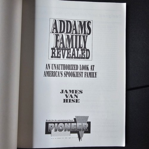 The Addams Family Revealed: An Unauthorized Look At By Van James Hise 1991 Used - Picture 7 of 8