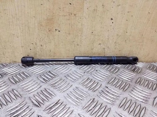 BMW 3 Touring F31 Vordere linke Motorhaubendämpfer 7255812 51237255812 26164411