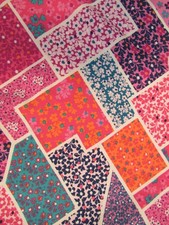 SCRUB TOP Size XL Vera Bradley Patch Design 3 Pockets Orange/ Pink colors