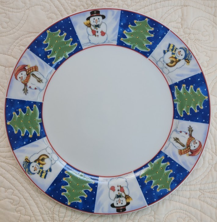 Royal Norfolk Christmas Dinner Plate 10 in Snowman Tree Holiday Serving