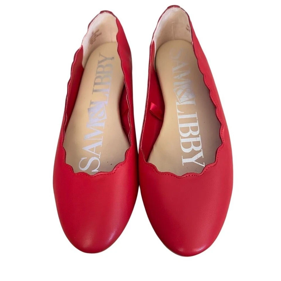 Sam & Libby Women's Red Scalloped Ballet Flats Size 8.5 Casual Shoes - Image 2 of 4
