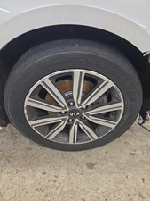 Used Wheel fits: 2019 Kia Optima 17x7 alloy 10 spoke machined face Grade C