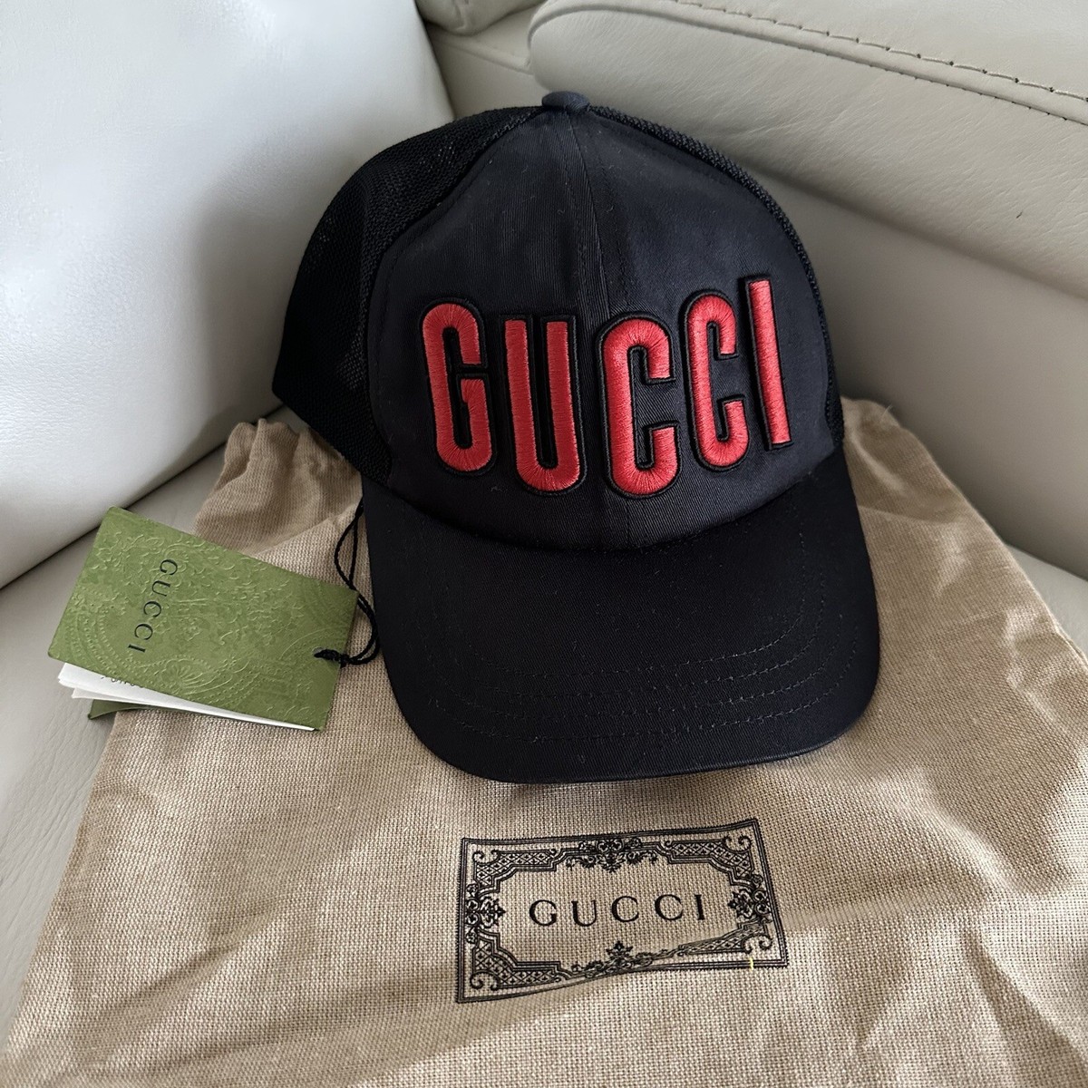 Gucci ベレー帽 黒と赤 GGロゴ NWT GUCCI BASEBALL CAP BLACK RED SIZE XS Logo Hat Unisex | eBay