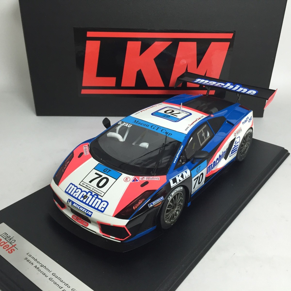 【AUTOart】ランボルギーニ　ガヤルドgt3 1/18 Amazon | AUTOart 1/18 ランボルギーニ ガヤルド GT3 FL2 2013
