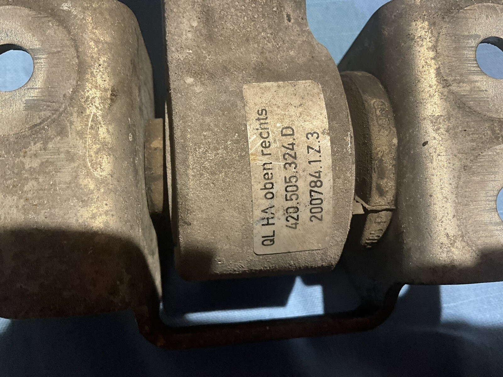 2008-2015 AUDI R8 CONTROL ARM  420 505 324 D