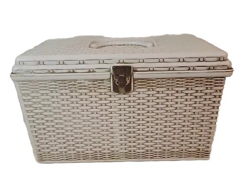 Sewing Box Wilson WIL-hold White Plastic Wicker Basket Weave 2 Trays 13×8 Vtg