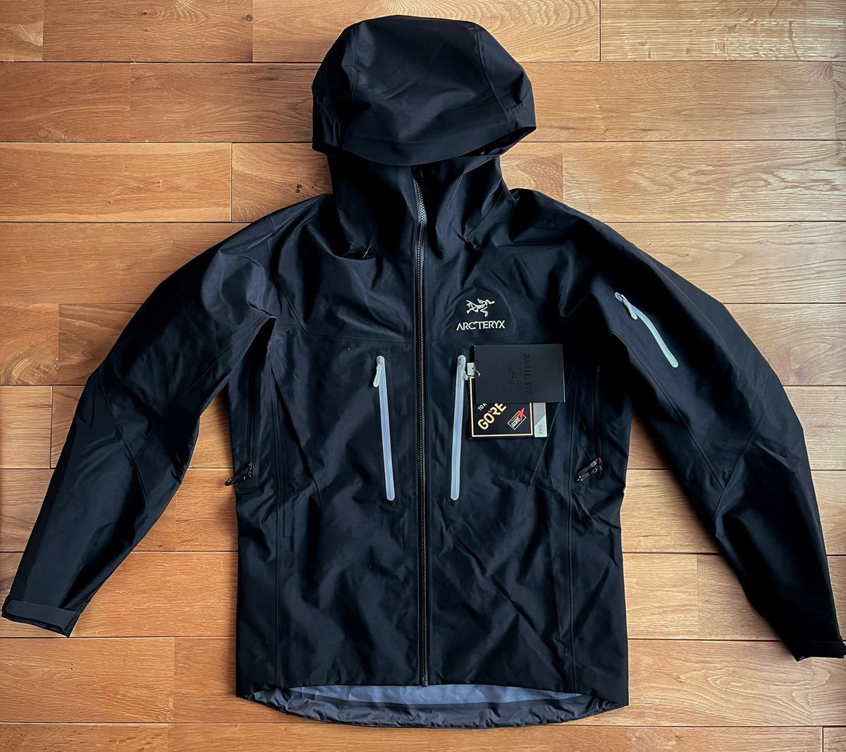 2022 model new ARC TERYX Alpha SV Jacket Men s Orca Medium 2022 model new ARC TERYX Alpha SV Jacket Men s Orca Medium