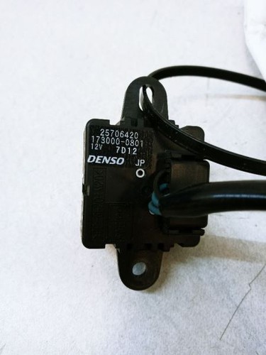 2000-2005 CADILLAC DEVILLE AMBIENT TEMPERATURE SENSOR MOTOR OEM 25706420 - Picture 3 of 4