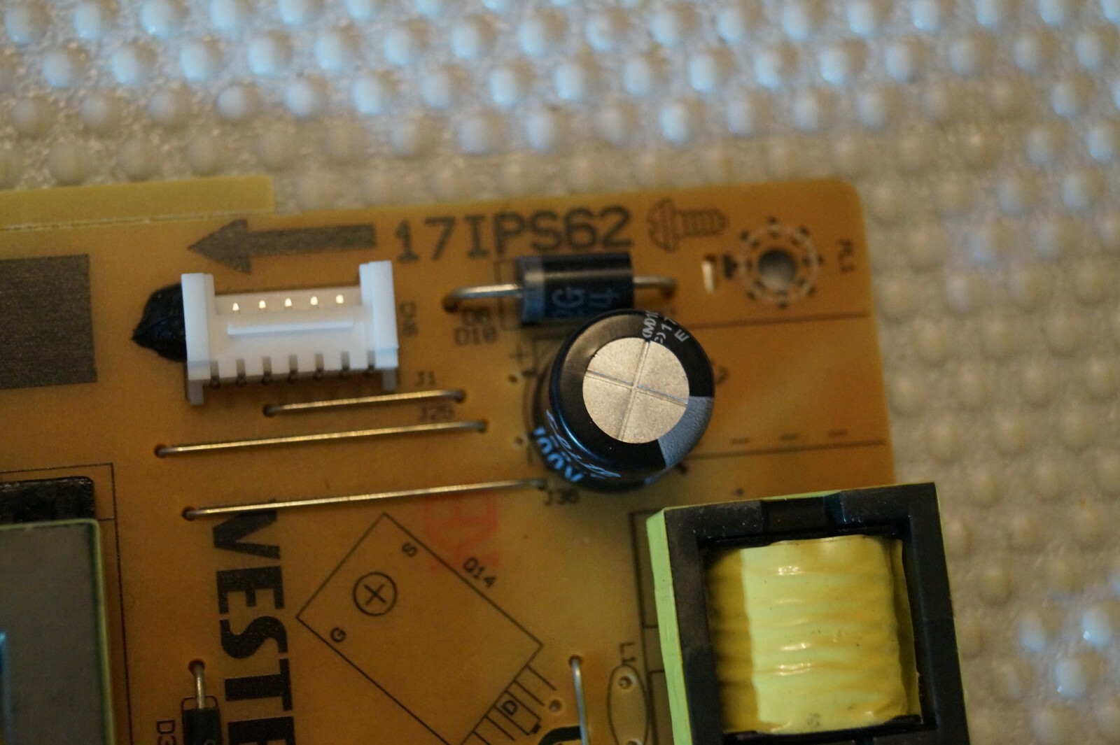 PSU POWER SUPPLY BOARD 17IPS62 23367482 FOR 32