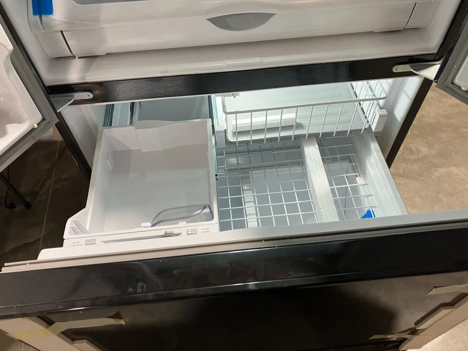 KitchenAid KRFC302EPA 36 pulgadas de ancho 22,0 cúbicos Refrigerador de puerta francesa de pies*NUEVO* Foto 4 de 4