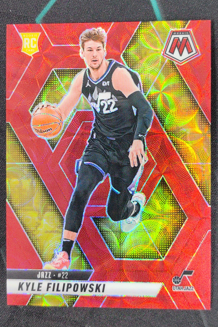 2024-25 Panini Mosaic Kyle Filipowski Rookies RC International Red /75 #231