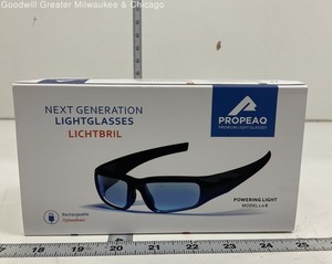 Propeaq Premium Light Glasses Powering Light Model: 1.0 IOB