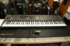 Yamaha MODX7 76-Key 16-Voice Synthesizer