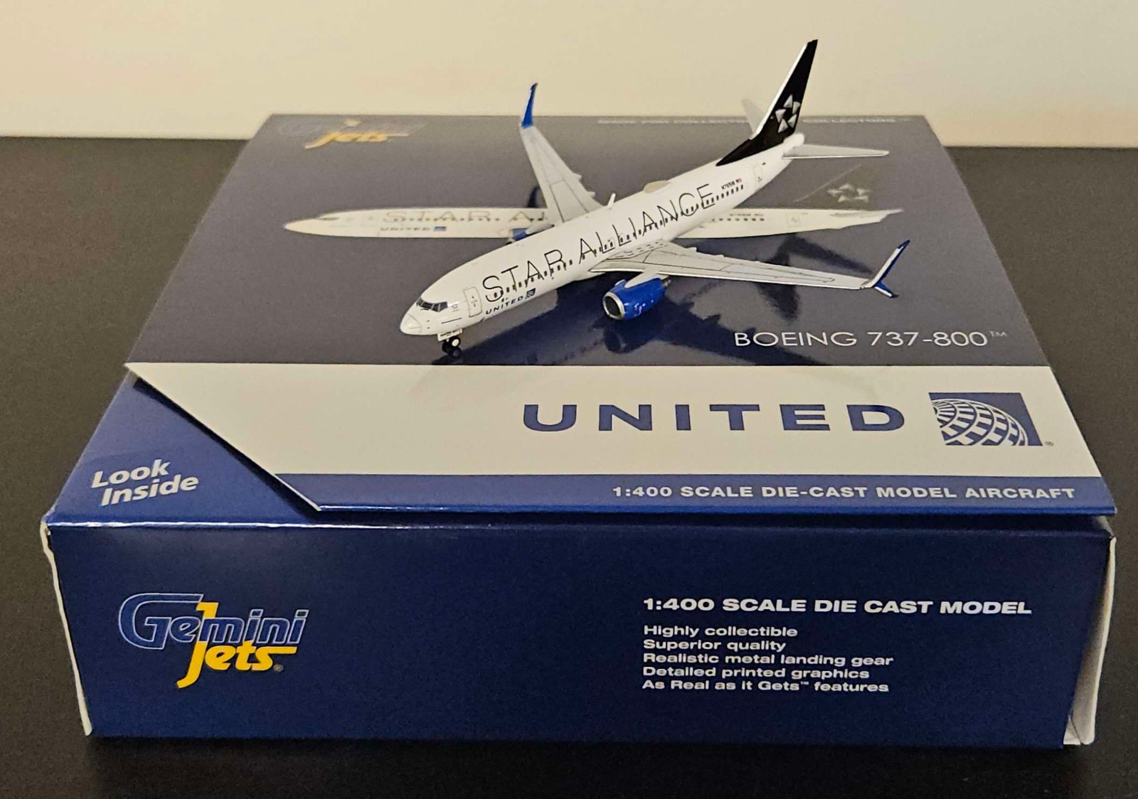 GEMINI 1/400 UNITED AIRLINES B737-800W N76516 STAR ALLIANCE GJUAL2312 - CREASED