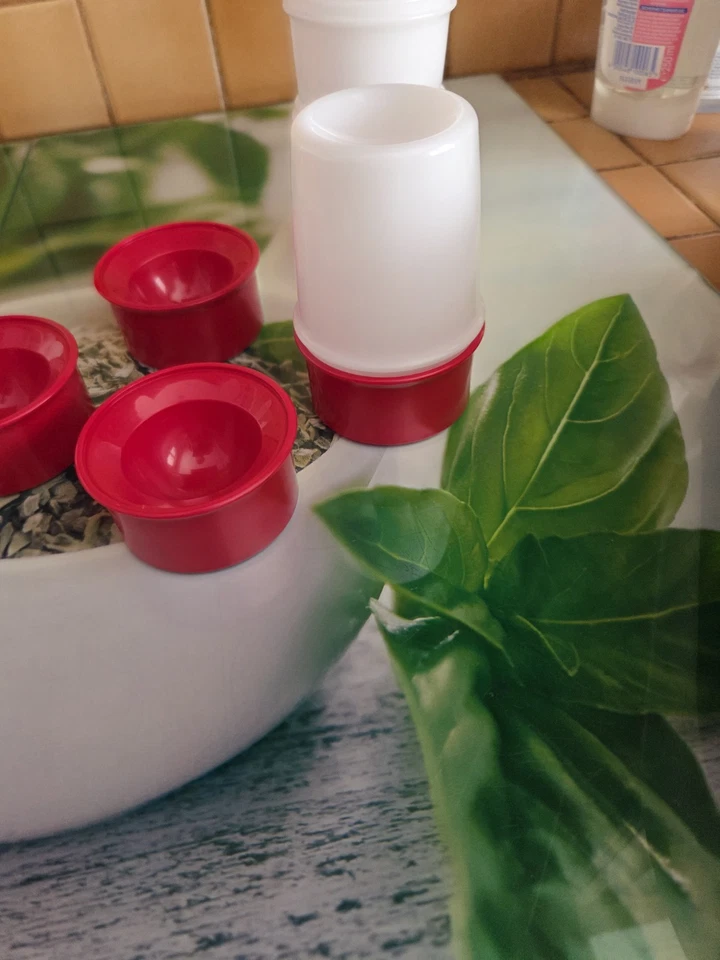 4 Coquetiers Tupperware empilables  - Photo 2/3