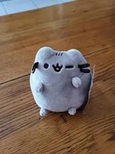 Pusheen Squisheen Sitting Pet Pose Plush Stuffed Animal Cat Gray 6"  W/ Tags