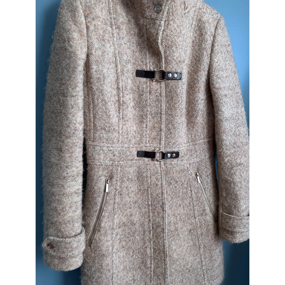 Precioso chaquetón Ivanka Trump beige tweed mezcla de lana Foto 2 de 4
