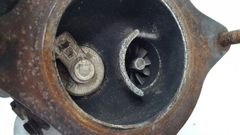 Colector de escape 2.0L Turbo Motor ID Bpy Se adapta 06-08 AUDI A3 492348 Foto 4 de 4