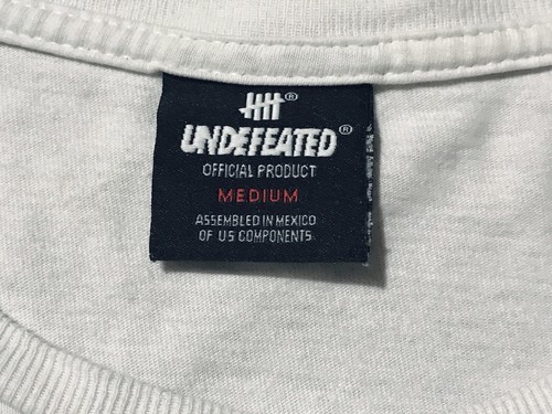 Vintage 2000s Undefeated T-Shirt Mens M White All Cotton Graphic Print Logo - Picture 4 of 9