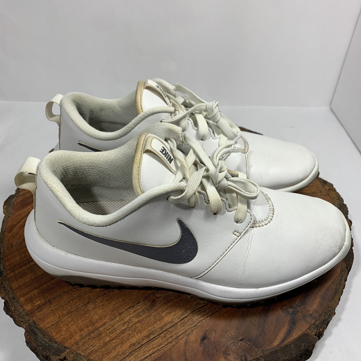 Nike Roshe G Tour Women's Size AR5582-100 White Metallic Grey