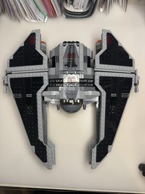LEGO Star Wars: Sith Fury-Class Interceptor (9500)  W/ Malgus