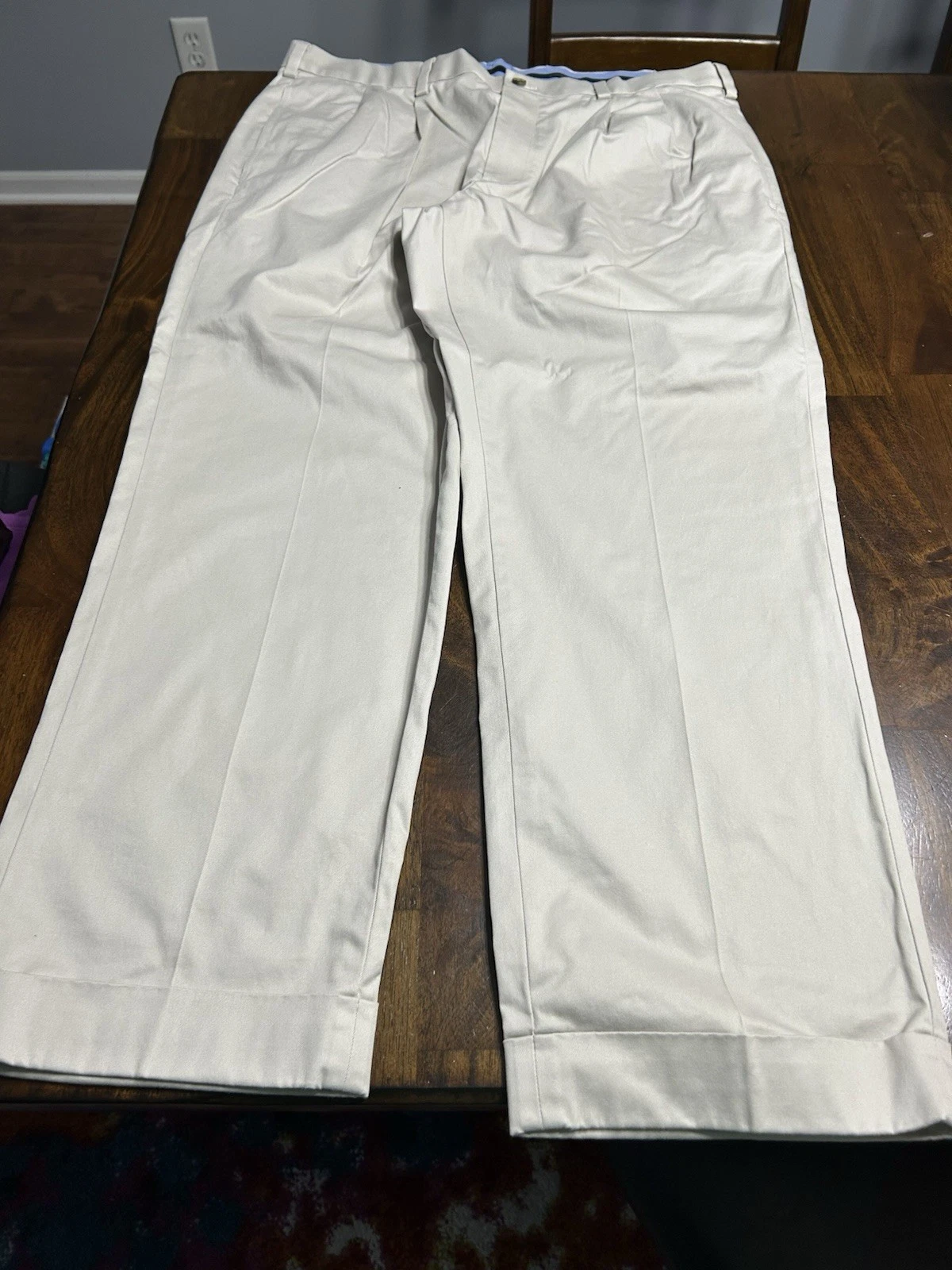 Brooks Brothers Lightweight Chino Stretch Khaki Pants Size 38x29 Pleated Cuffed
