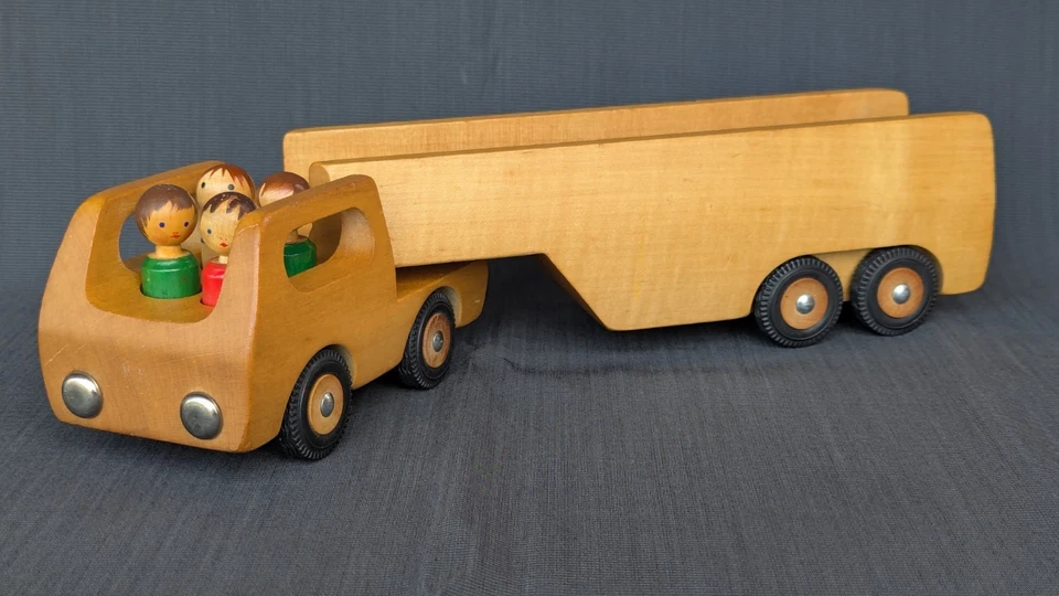 SPIEL NAEF LKW TRUCK Lastwagen Sattelschlepper wooden swiss made toy mid century - Bild 1 von 4