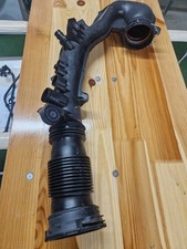 Mercedes Benz C118 W177 CLA 35 AMG Ladelüftkühler Rohr Schlauch A2600904700- Mercedes Benz C118 W177 CLA 35 AMG Ladelüftkühler Rohr Schlauch A2600904700-