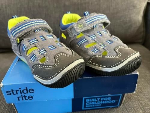 stride rite extra wide