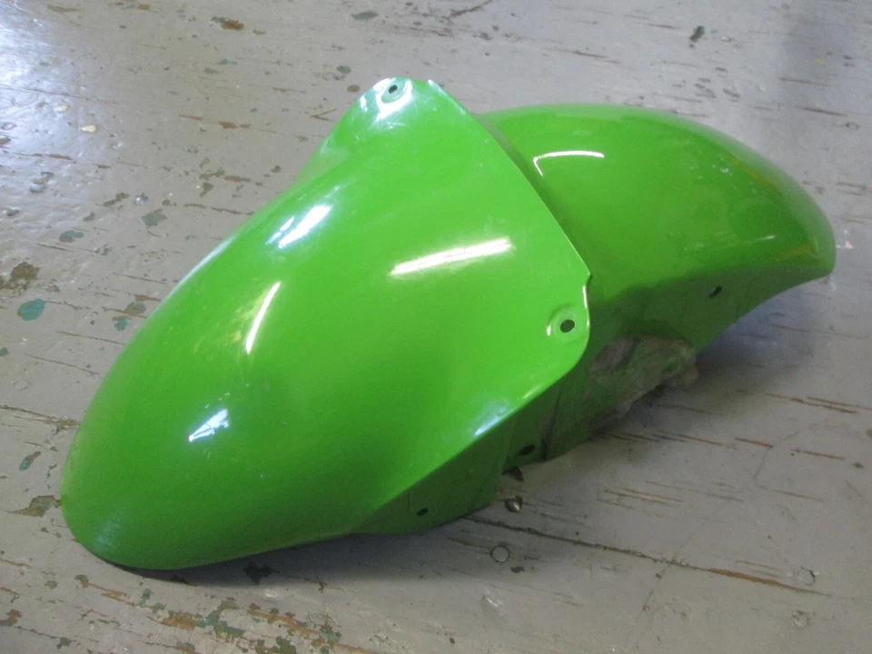 Guardabarros delantero OEM KAWASAKI 1998-1999 ZX-6R NINJA 35004-1637-7F verde Foto 3 de 4