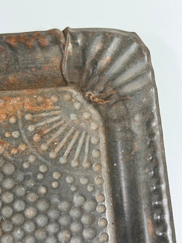 Antique Art Deco Pressed Tin Metal Serving Tray Shells Flowers - Picture 5 of 8