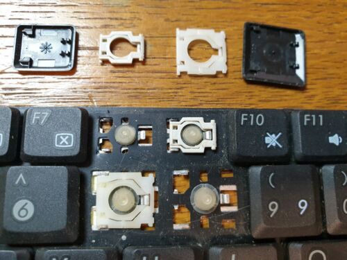 ASUS EEE PC 904HA, JEDE TASTE VON DER TASTATUR, VERKAUF NUR SCHWARZE TASTEN, PASSENDE CLIPS - Bild 1 von 4