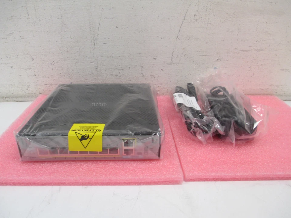 Cisco ASA5506-K9 V06 Security Appliance New in Box - Image 3 of 4