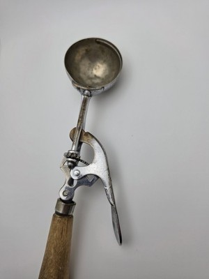 Vintage Mechanical Ice Cream Scoop - Wood Handle - Old Fashioned Kitchen Tool
