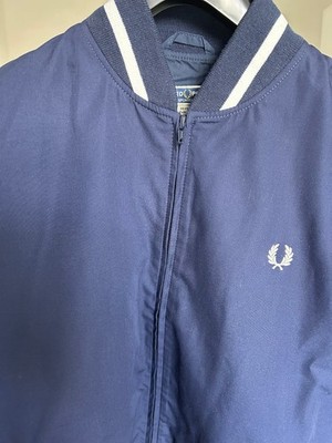 Fred Perry Tennis-Bomberjacke J3174 Herren neuwertig MIE 46 XL