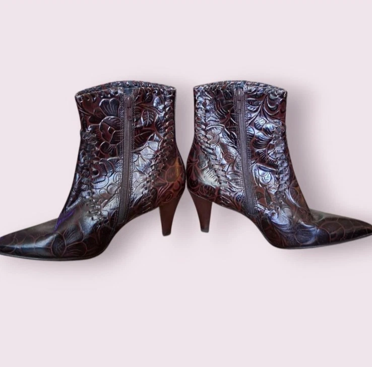 Antonio Melani Botines Marrón Floral Repujado Foto 2 de 4