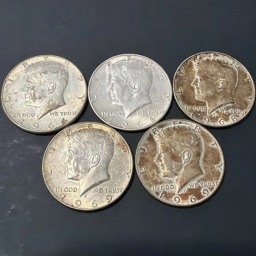 5x Kennedy Half Dollars 40% Silver