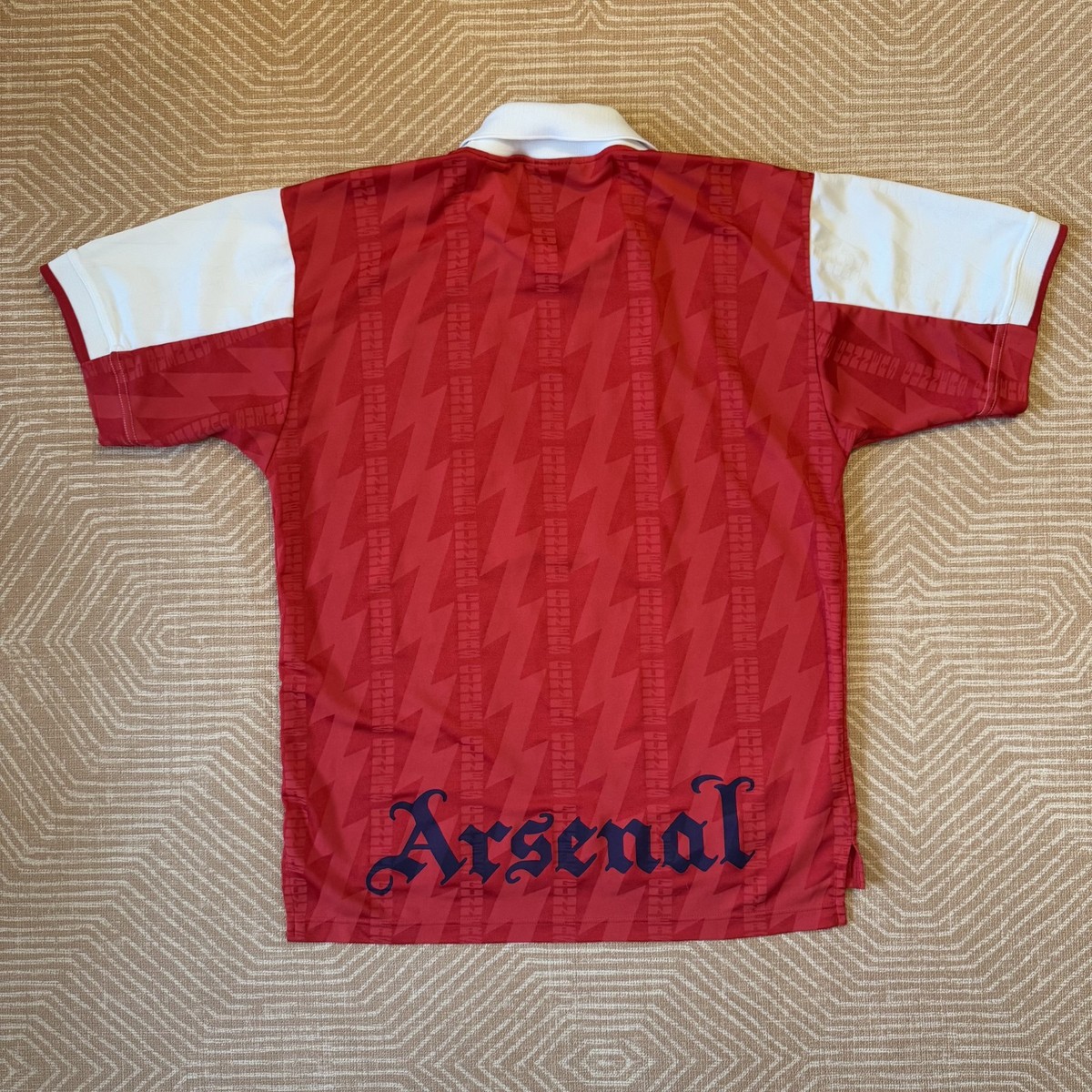 Genuine Vintage Nike Arsenal LARGE 94/95/96 Red JVC Home Shirt