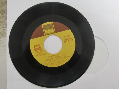 Old 33 RPM Small Record - Tamla T 340 EP - Stevie Wonder - Something's Extra - Picture 2 of 2