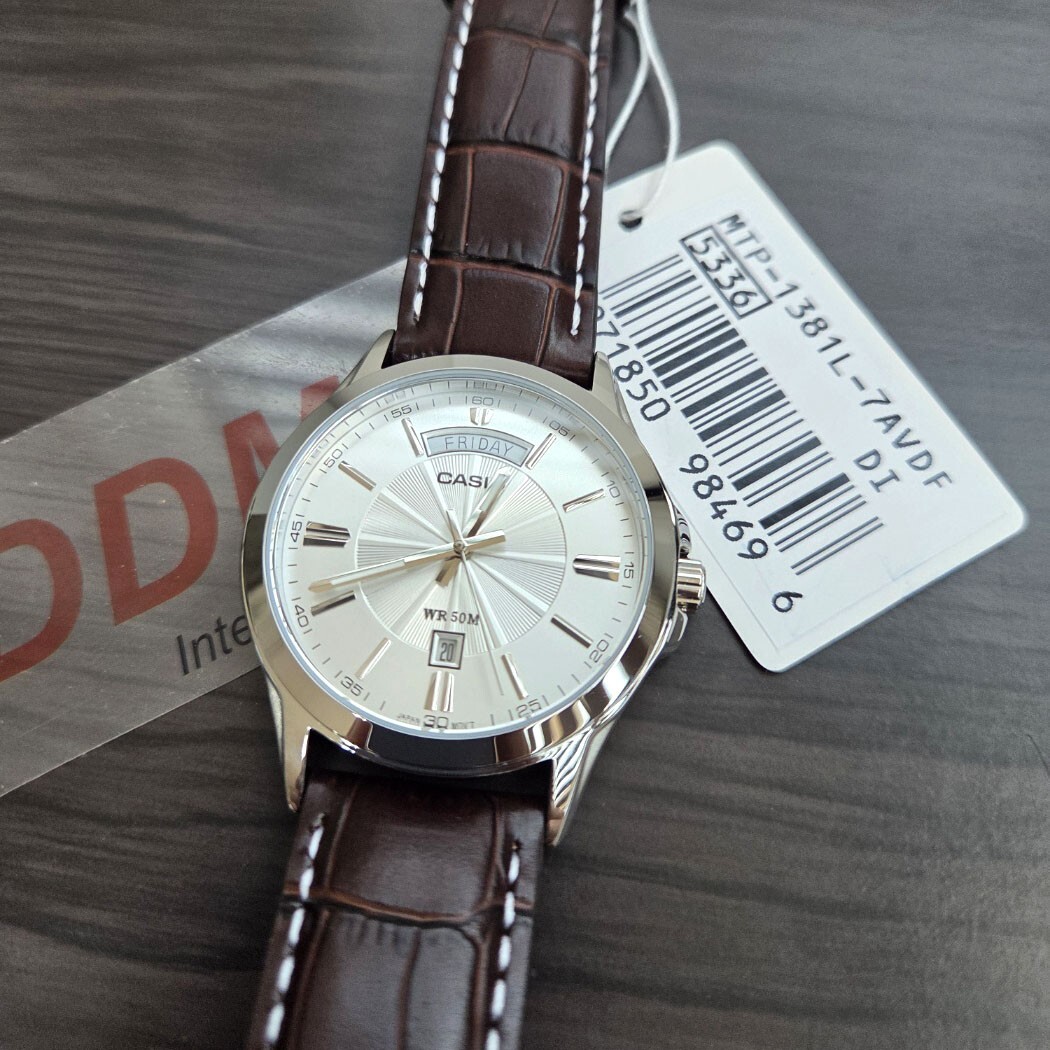 Casio Orologio Uomo Quarzo Giapponese MTP-1381D-7A – Cassa Acciaio 41.7 Mm, Impermeabile 5 ATM