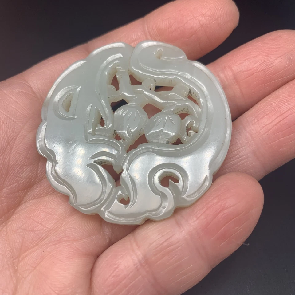 ANTIQUE 19TH C. NATURAL HETIAN JADE CARVED DRAGONS PENDANT - Image 2 of 4