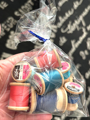 Lot of 8 Vtg Small & Large WOOD Talon THREAD SPOOLS  SEWING Aqua Blue Rose Pink