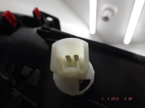 Toyota Yaris Cross Centre Console Cup Holder 58811-0d110 Mk4 2020-2025R - Picture 9 of 12