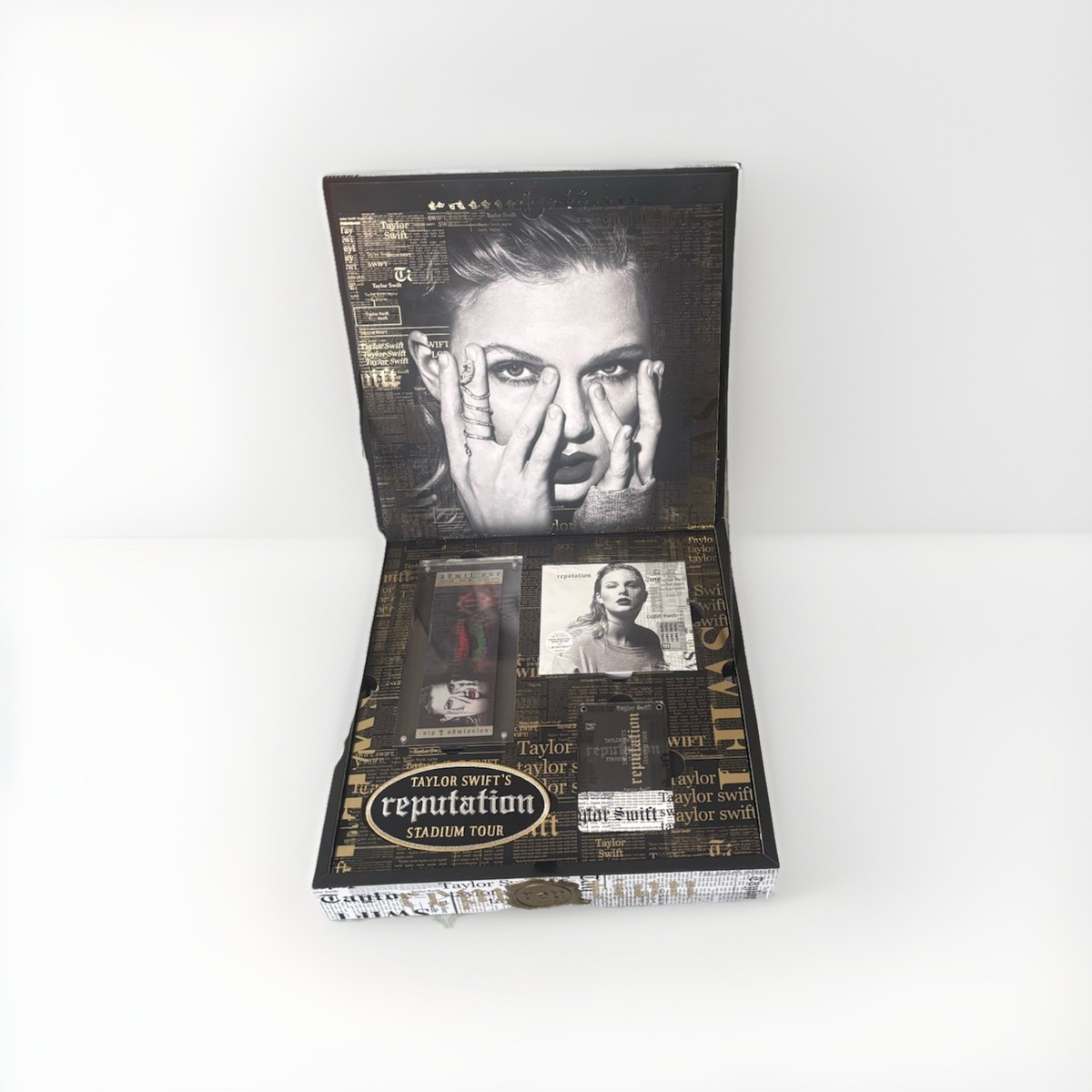 限定値下げ中！Taylor Swift reputationツアーボックスセット Taylor Swift Reputation = SEALED! Limited Edition Box Set / VIP