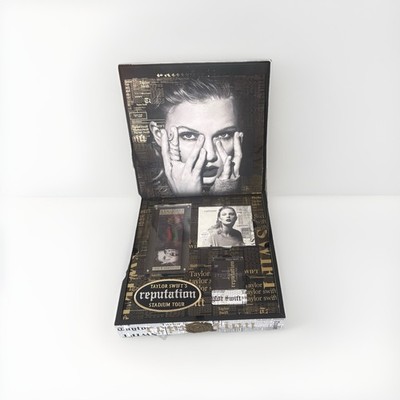 Taylor Swift reputation vip box 直筆サイン Taylor Swift Reputation Tour VIP Box COMPLETE SET, never used! | eBay