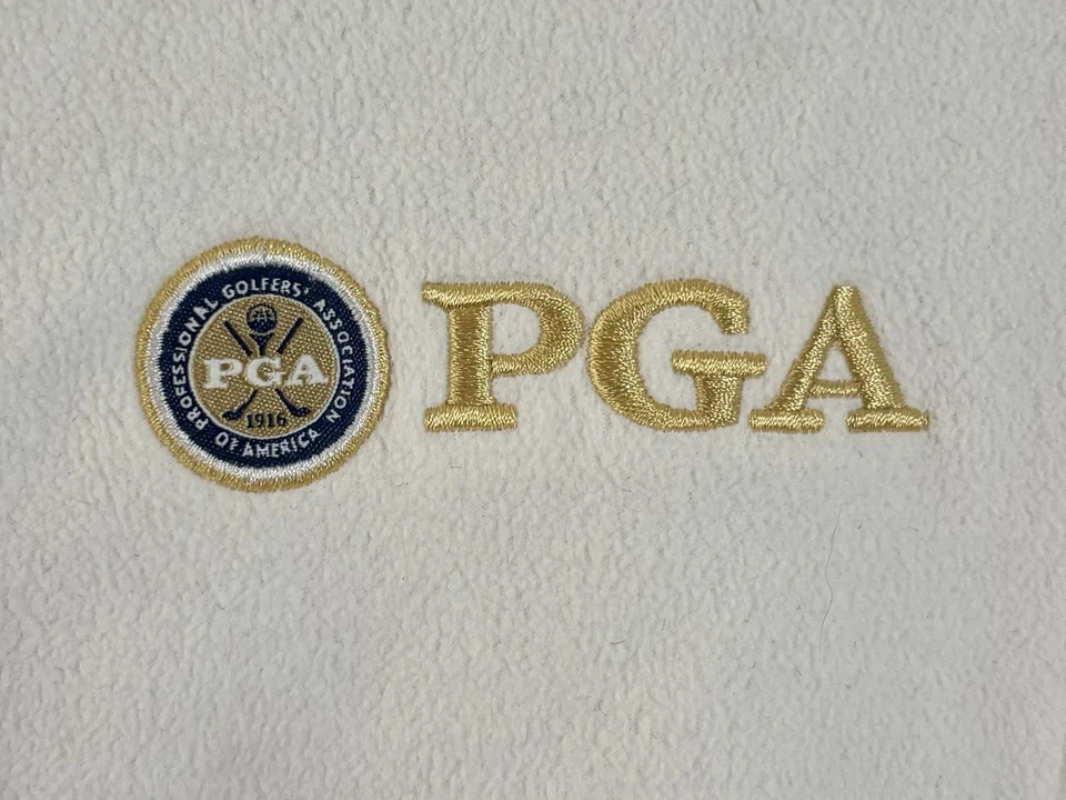 Женская флисовая куртка с вышивкой PGA белый резак и бак собранные в рюш стороны маленький размер - Изображение 2 из 4